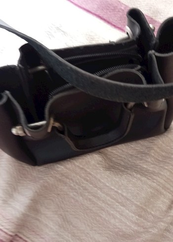 Tokalı Siyah Deri Kadın Çantası - Görsel 5