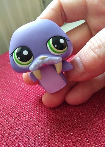 Beden LPS MİNİŞ orjinal üründür HASBRO