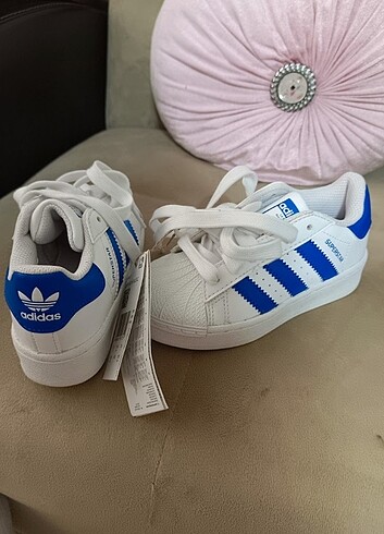 Adidas çocuk spor ayakkabı 