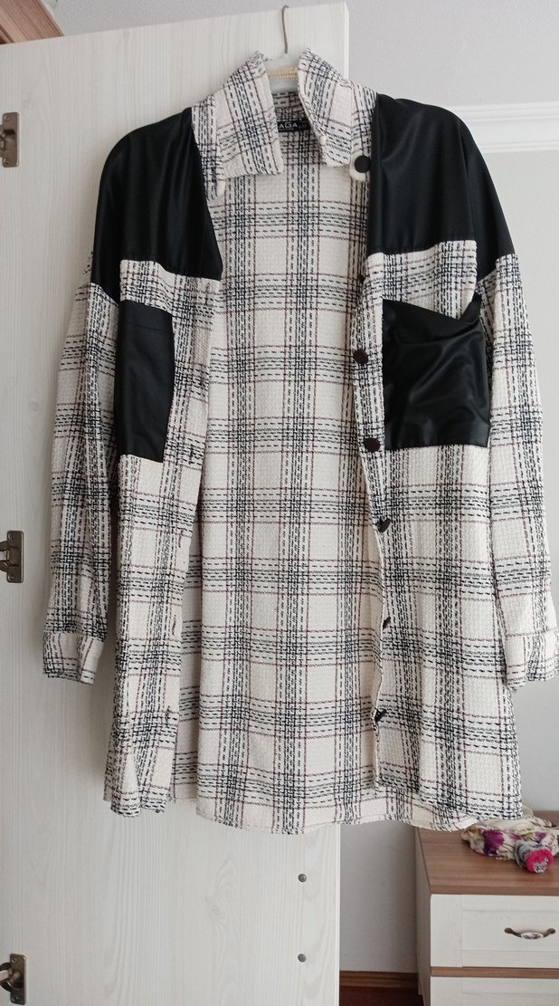 Düğmeli Ekose Desenli Sokak Stili Kadın Gömlek - Görsel 3