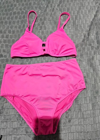 kadın bikini takımı