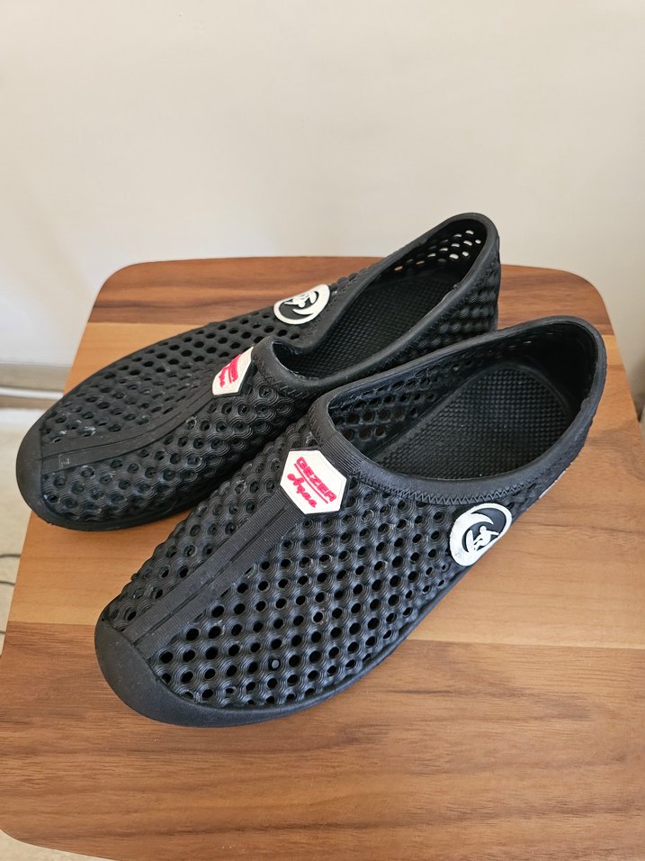 Siyah Delikli Erkek Su Ayakkabısı - Görsel 3