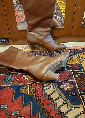 Diğer deri cizme