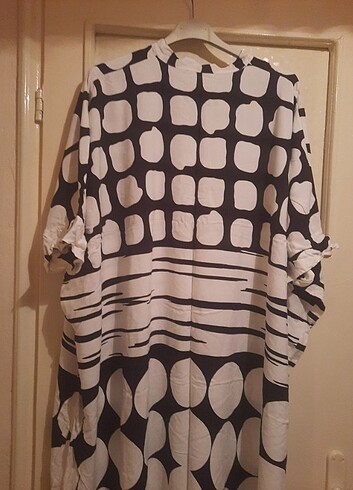 Uzun yalık elbise  - Görsel 8