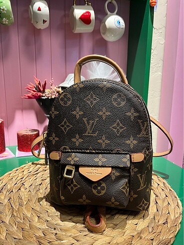 Louis Vuitton çanta