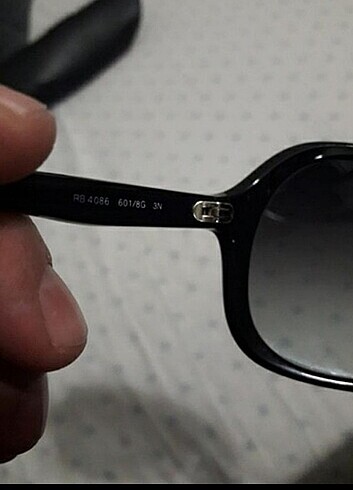  Beden Ray-Ban 