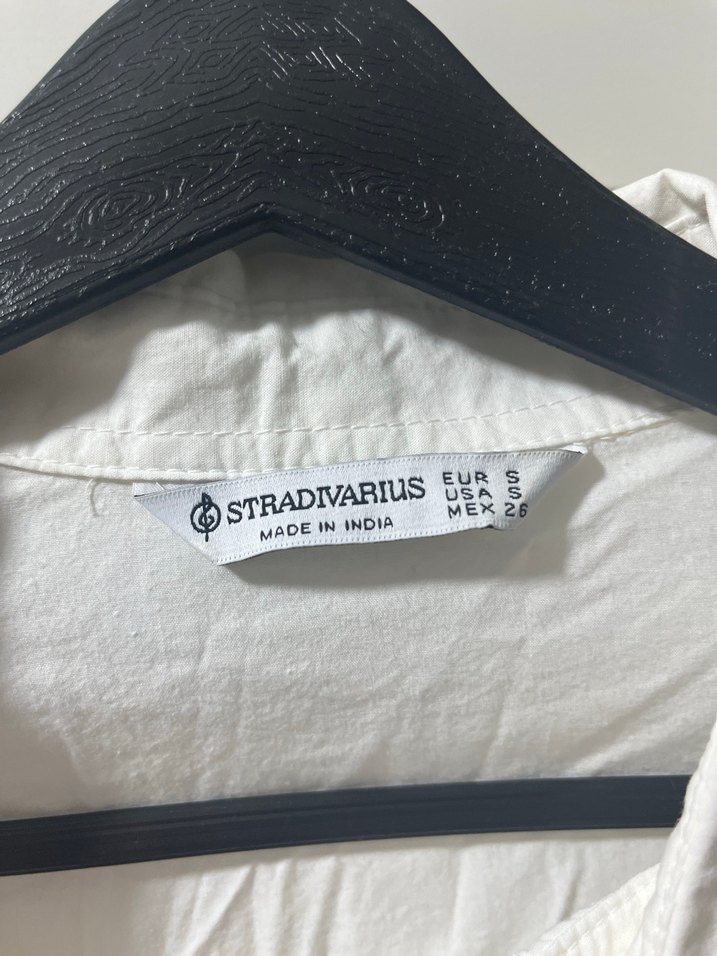 Stradivarius Korse Detaylı Beyaz Kadın Gömlek - Görsel 2