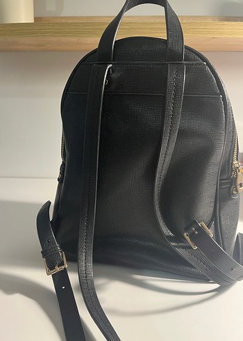 Zara Siyah Deri Kadın Sırt Çantası - Görsel 2