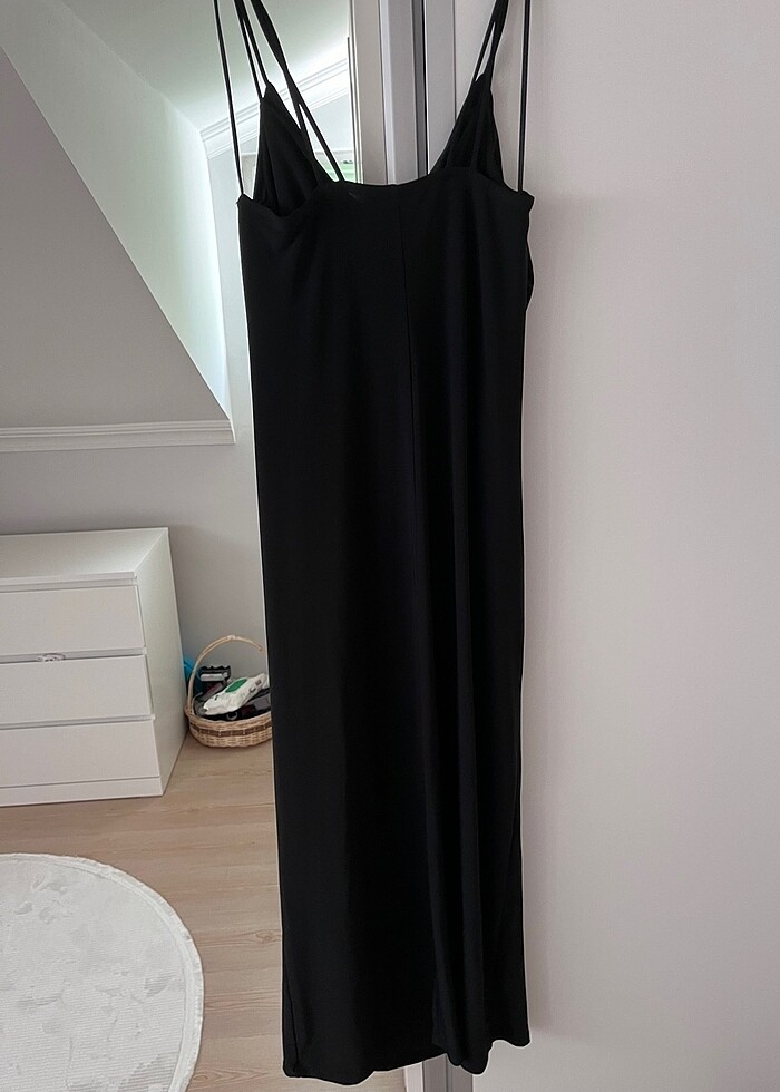 Zara siyah askılı midi elbise - Görsel 5