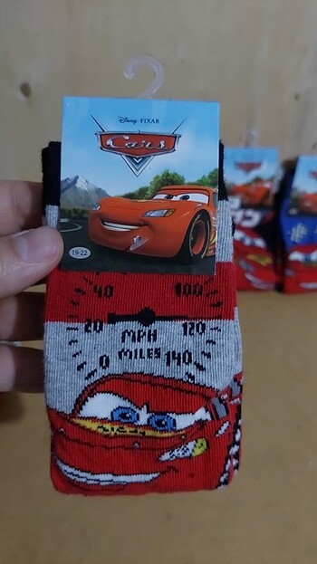 19 Beden çeşitli Renk SEÇ BEĞEN AL - CARS LİSANSLI ÇOCUK ÇORAP PAKETLERİ