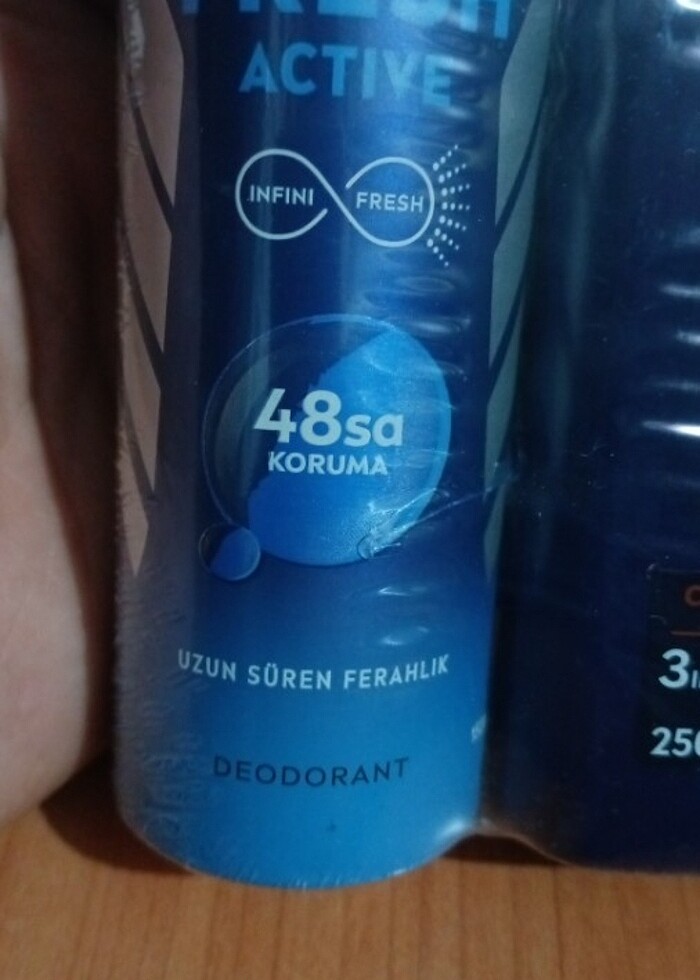 ERKEK BAKIM PAKETİ - NİVEA DUŞ JELİ+ DEO + DERBY 6'LI PAKET - Görsel 3