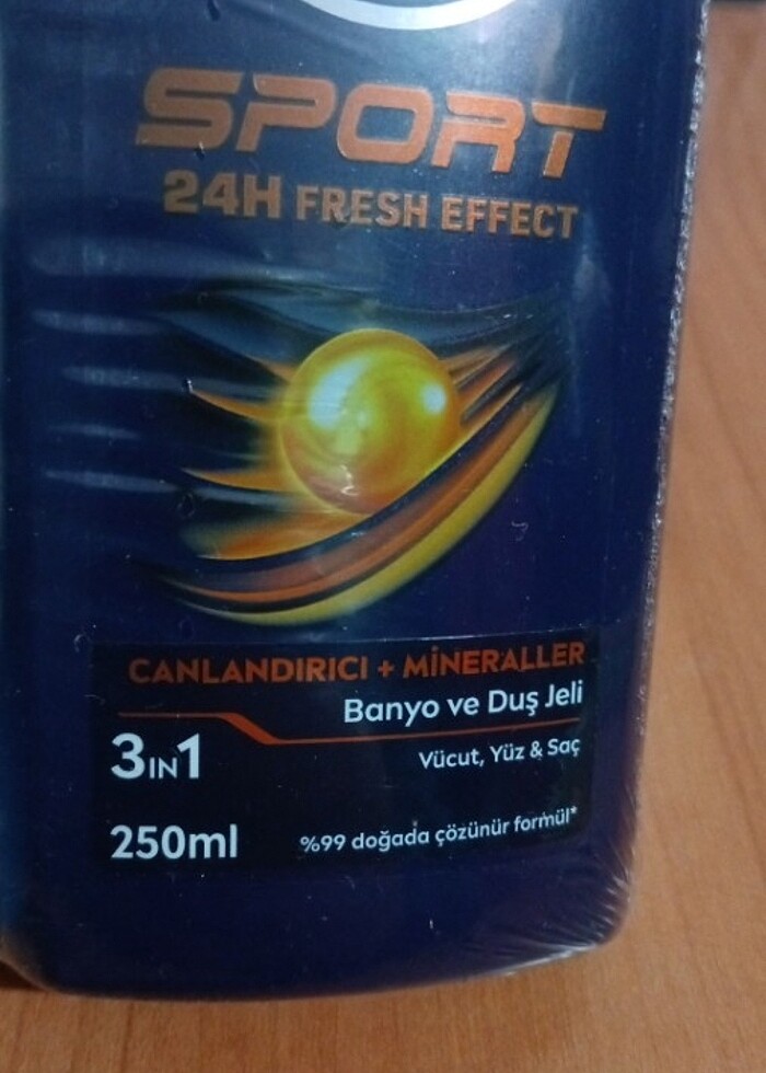 ERKEK BAKIM PAKETİ - NİVEA DUŞ JELİ+ DEO + DERBY 6'LI PAKET - Görsel 4