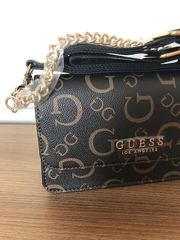  Beden kahverengi Renk Guess Askılı Çanta