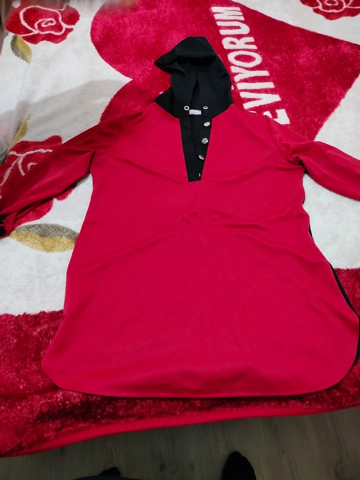 Uzun Kollu Kırmızı Rahat Tunik - Görsel 2