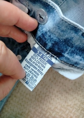 Kız Çocuk Nakışlı Pul Detaylı Kot Pantolon - Görsel 2