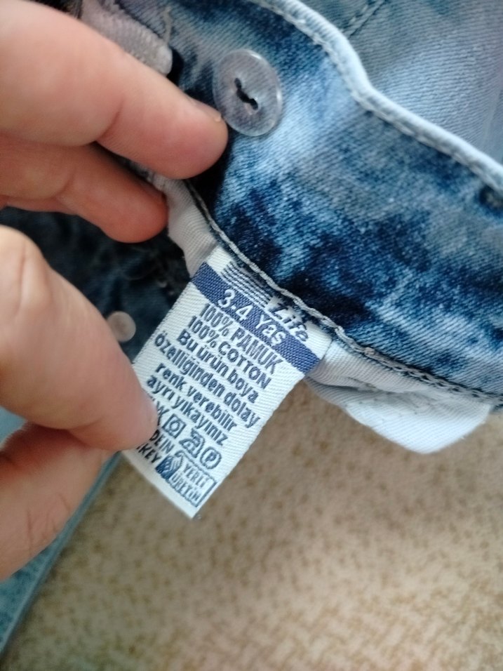 Kız Çocuk Nakışlı Pul Detaylı Kot Pantolon - Görsel 2