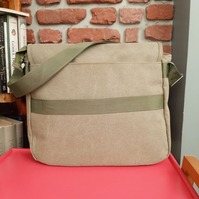 0137 Escape Postacı Evrak ve Bilgisayar Çantası - Görsel 3