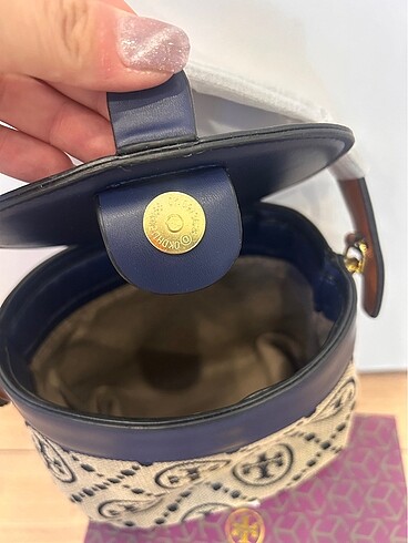 Beden Tory Burch Canteen