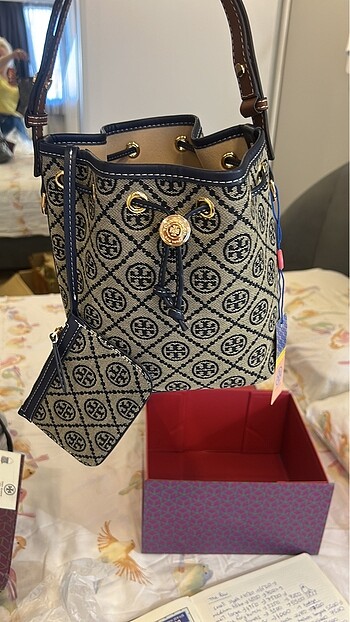 Tory Burch Tory Burch T