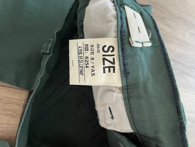 6 Yaş Beden erkek çocuk pantolonu