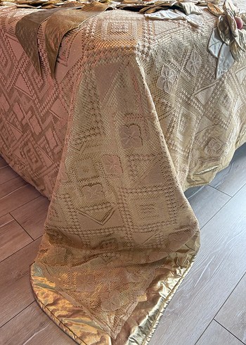 Tamemen elişi dantel yatak örtüsü - Görsel 4