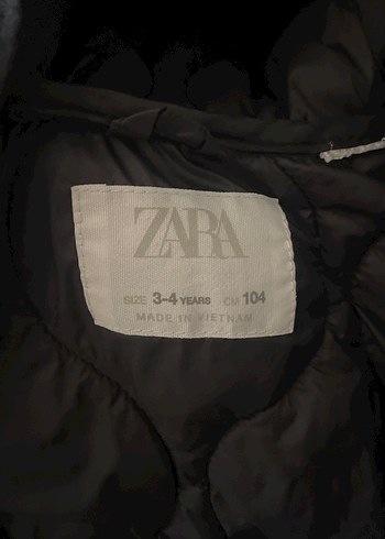 Zara Düğmeli Siyah Kapüşonlu Kadın Ceketi