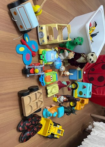  Renkli Çeşitli Oyuncak Seti adet fiyat!!!!