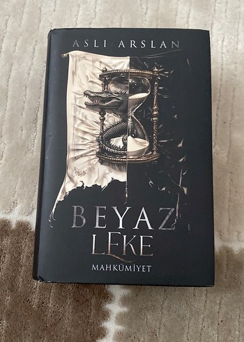 Beyaz Leke - Mahkûmiyet Romanı