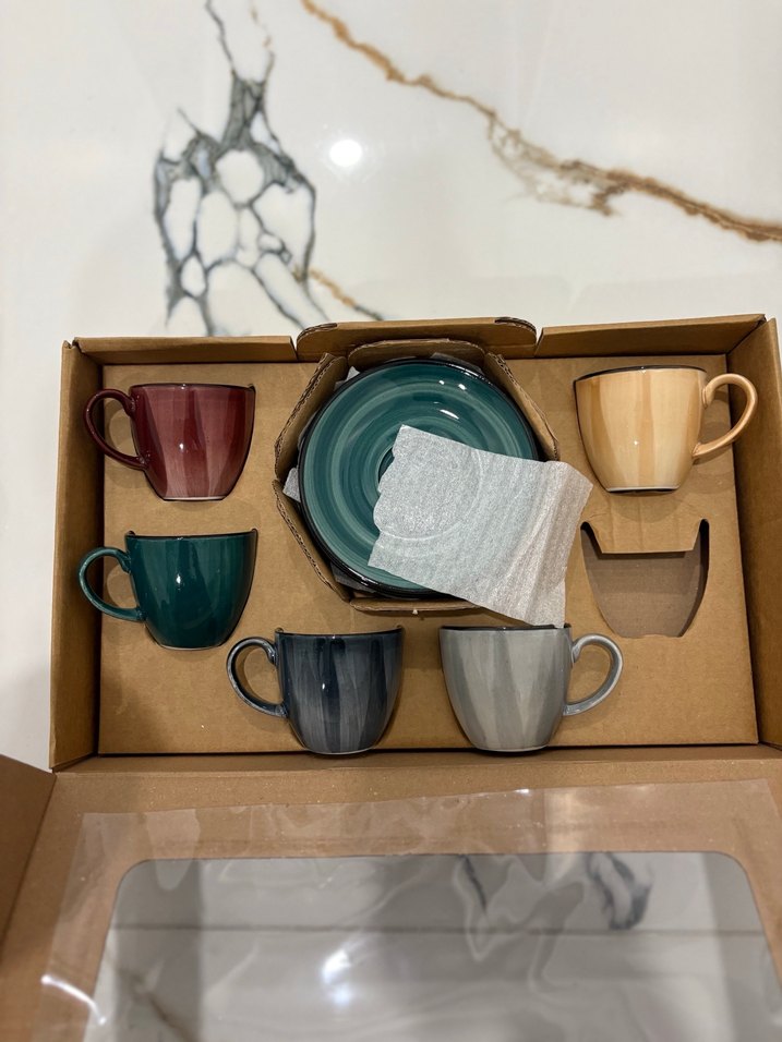 Koyu Kırmızı Porselen Türk Kahvesi Takımı - Görsel 3