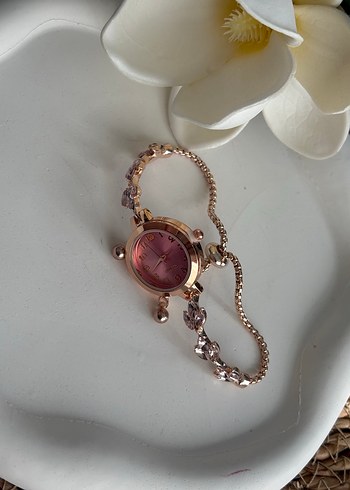 Beden pembe Renk Pembe Zincir Detaylı Kadın Kol Saati