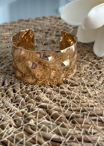 Altın Renkli Modern  Kadın Bileklik - Görsel 3