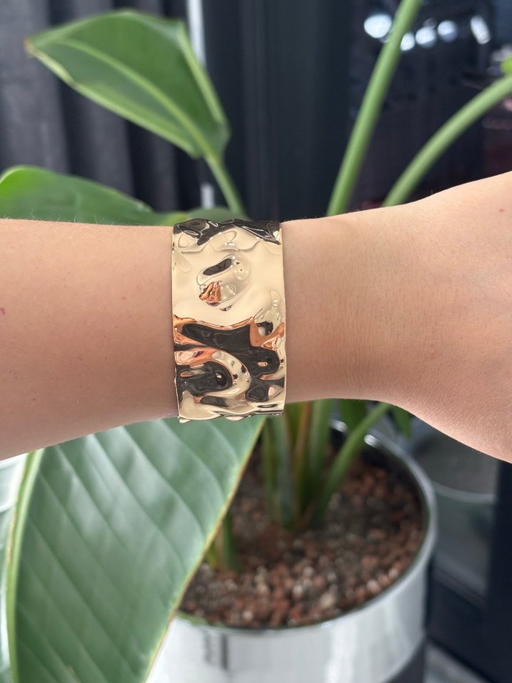 Altın Renkli Modern  Kadın Bileklik - Görsel 4