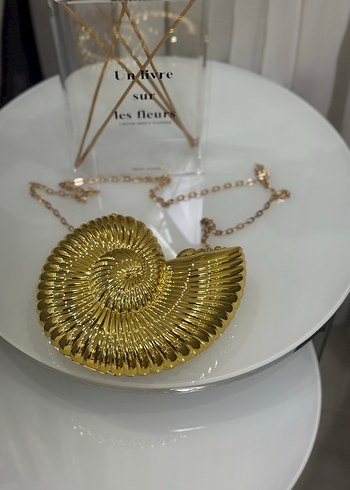 Beden altın Renk Gold Spiral Kabuk Form Çanta