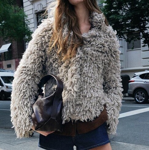 ZARA KIRÇILLI HIRKA