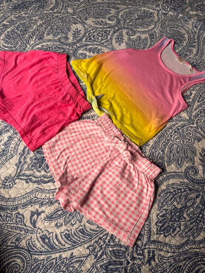 Kız Çocuk Pembe Bağlama Desenli Bol Kesim Şort - Görsel 2