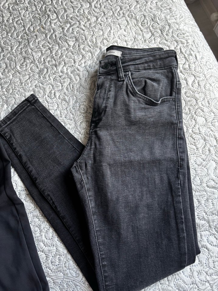 Gri Normal Kesim Kadın Denim Jean - Görsel 5