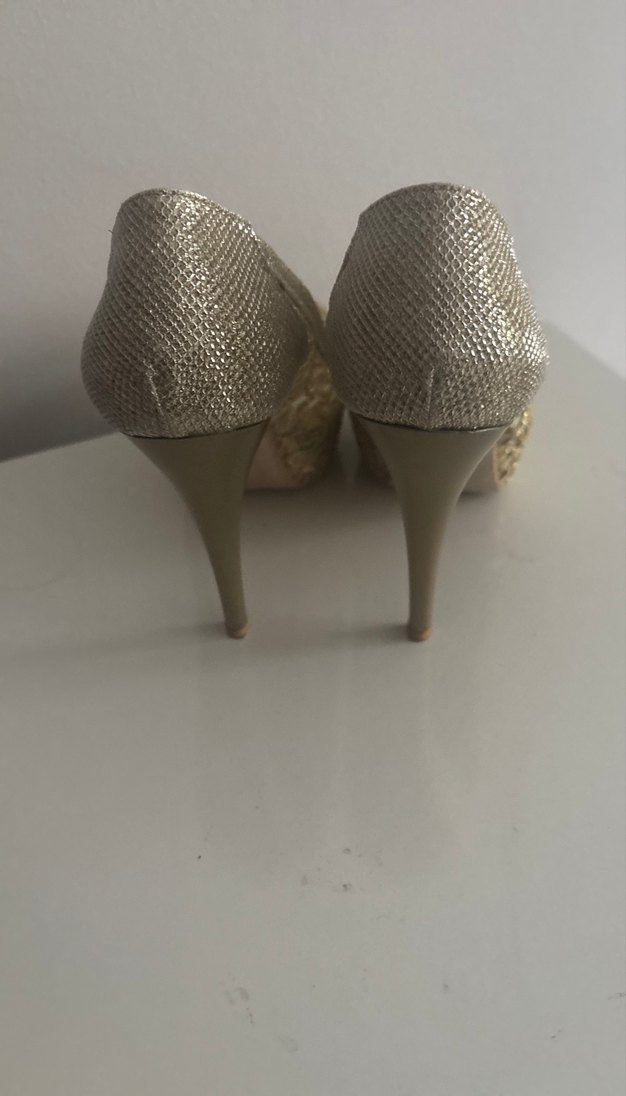 Altın İşlemeli Dantel Detaylı Stiletto Topuk boyu 12 cm - Görsel 3