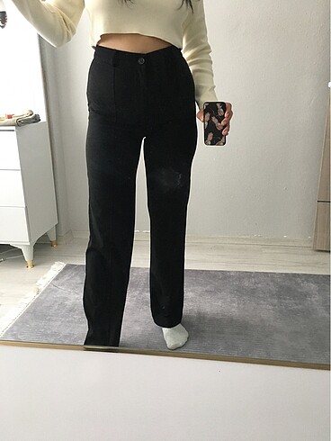 Bershka Siyah bel üstü kumaş pantolon