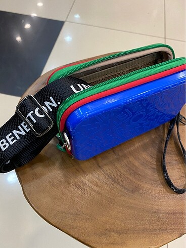  Beden Benetton kutu çanta