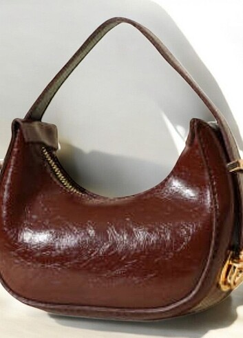 Zara Kadın Askılı Çanta 20×12 cm Tek Gözlü