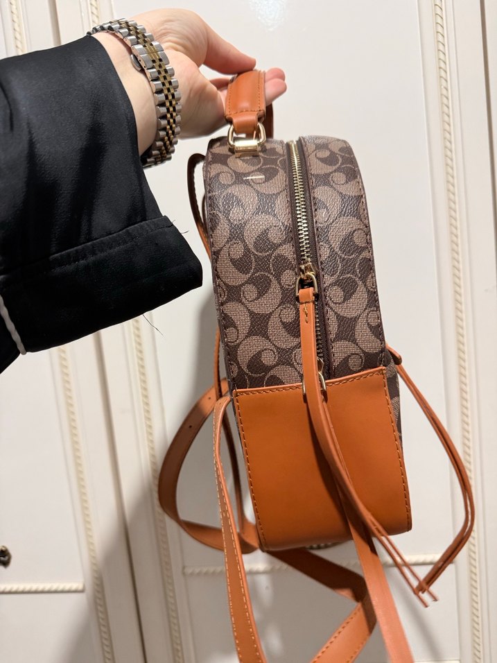 Kahverengi Deri Kadın Sırt Çantası Cacharel - Görsel 2