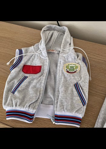 Kapüşonlu Nakışlı Erkek Çocuk takımı - Görsel 5