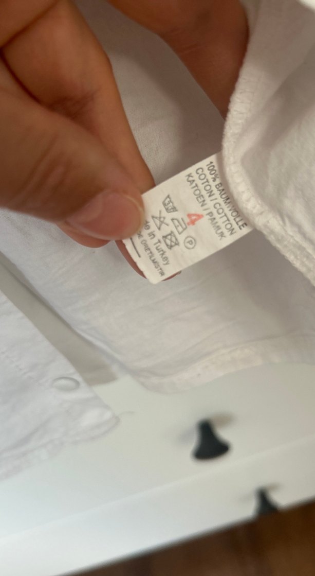 Düğmeli Beyaz Keten Kadın Gömlek - Görsel 3