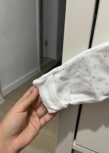 Uzun Kollu 2 tane Bebek Tulum ve Şapkaları - Görsel 5