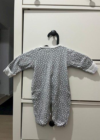 Uzun Kollu 2 tane Bebek Tulum ve Şapkaları - Görsel 8