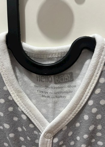 Uzun Kollu 2 tane Bebek Tulum ve Şapkaları - Görsel 9