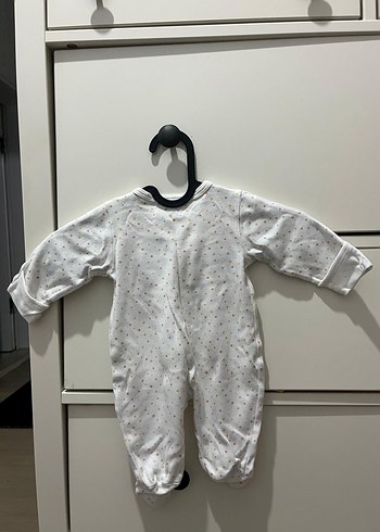 Uzun Kollu 2 tane Bebek Tulum ve Şapkaları - Görsel 2