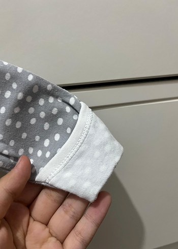 Uzun Kollu 2 tane Bebek Tulum ve Şapkaları - Görsel 10