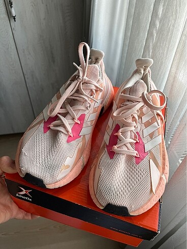 Adidas spor ayakkabı
