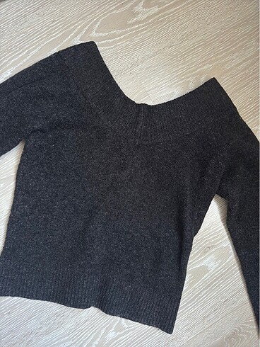 H&m antrasit v yaka kazak